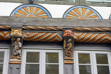 HAMELN, GERMANY - MARCH 07, 2009: Details of a house in the center of Hameln, in Germanyのeditorial素材
