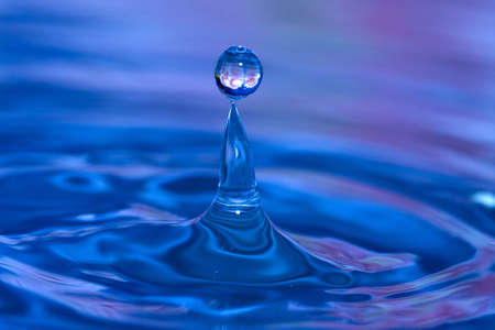 Balancing Waterdropsの写真素材