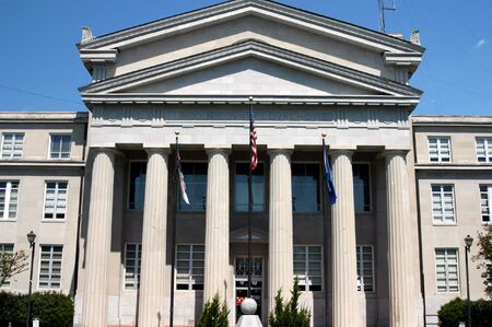 Frontal view of a county courthouse in rural North Carolinaの写真素材