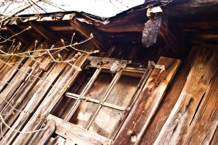 Discarded ruin with old windows and wall, industrial window in concrete wall

の写真素材
