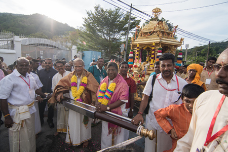 GEORGETOWN, PENANG/MALAYSIA ?? CIRCA FEB 2017: The chairman of the state-run Penang Hindu Endowments Board (PHEB), P Ramasamy, with golden chariot procession during Thaipusam.のeditorial素材