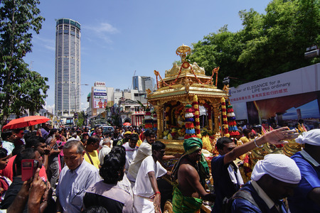 GEORGETOWN, PENANG/MALAYSIA ?? CIRCA FEB 2017: Golden chariot procession with devotees during Thaipusam festival.のeditorial素材
