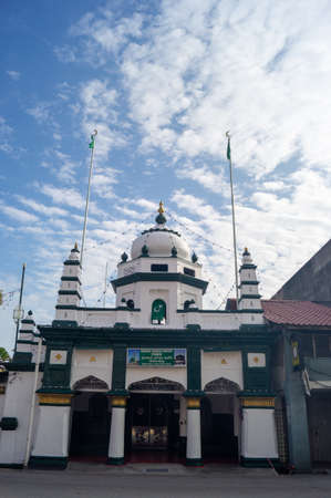 Georgetown, Penang/Malaysia - Feb 14 2020: Nagore Dargha Sheriff under blue skyのeditorial素材