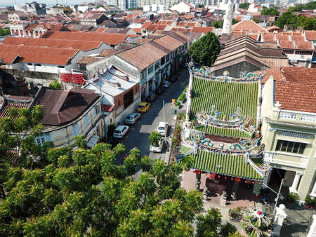 Georgetown, Penang/Malaysia - Mar 17 2020: Aerial look down Yap Kongsi Temple with street.のeditorial素材