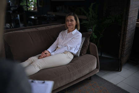 Professional psychologist conducting a consultationの写真素材