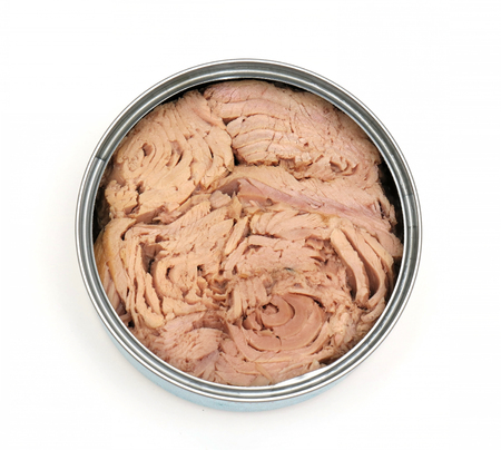 Open circle can of tuna on white backgroundの写真素材