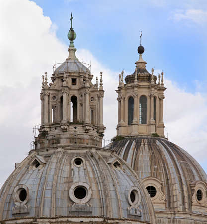 Closeup of church domes architecture in Romeの写真素材