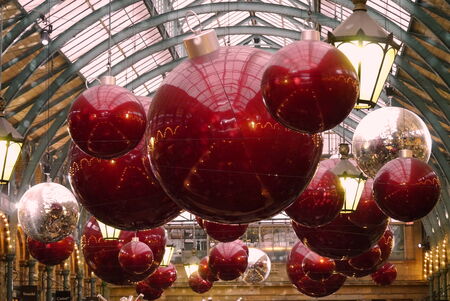 London - Christmas decorationsのeditorial素材