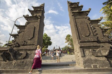 Cloudy day at Pura Batu Bolong in Tanah Lot sunset in Bali, Indonesiaのeditorial素材