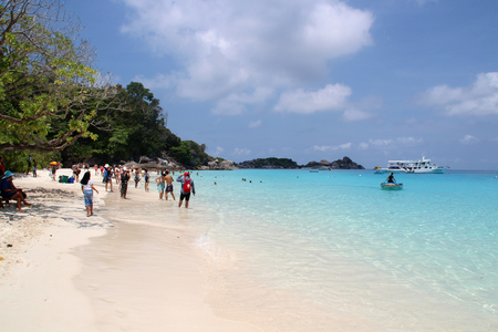 KRABI,THAILAND, 20 AUGUST 2017. Unidentified tourist enjoy visiting Krabi Island in Thailand. Nature composition and soft focus.のeditorial素材