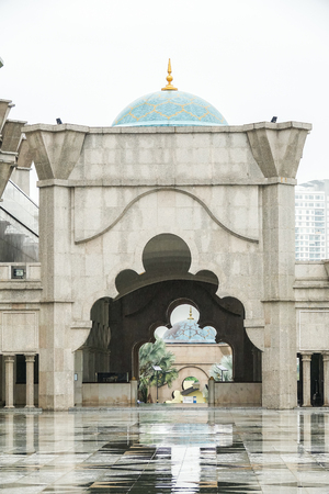 KUALA LUMPUR, 12 JANUARY 2018. Exterior of Federal Mosque, Kuala Lumpur, Malaysia.The mosque's design is a blend of Ottoman and Malay architectural styles, heavily influenced by the Blue Mosque in Istanbul, Turkeyのeditorial素材