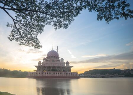 Putra Mosque in Putrajaya Malaysia at sunriseのeditorial素材