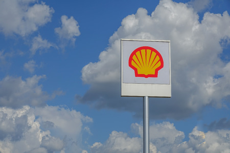 KUALA LUMPUR, 3 MARCH 2018. Shell gas station on 2 MARCH 2018 in the highway of Kuala Lumpur, Malaysia. According to Fortune Global 500, Shell was the largest corporation in the world in 2009.のeditorial素材