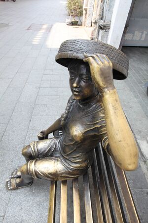 Old Chinese fish women の写真素材