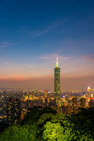 Taipei, Taiwan city skyline at twilightのeditorial素材