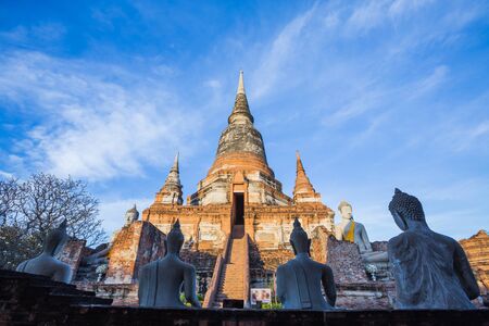 Wat Yai Chaimongkol temple is regarded as the most important historical sites and temples.The most popular temple in Ayutthaya province.のeditorial素材