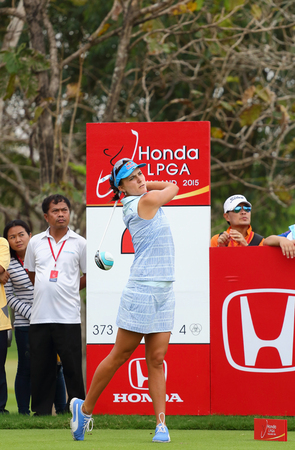PATTAYA, THAILAND - March 2: Lexi Thompson of US plays the shot during four of the 2015 LPGA Thailand at Siam Country Club in Chonburi, Thailand on March 2, 2015.のeditorial素材