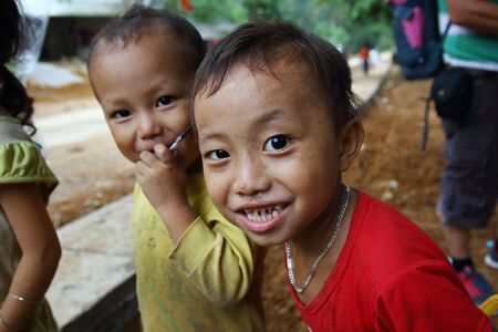 Ha Giang, Vietnam - September 18, 2015: Hmong children in Vietnam, In the northern province of Ha Giang in Vietnam. An area adjacent to China.のeditorial素材