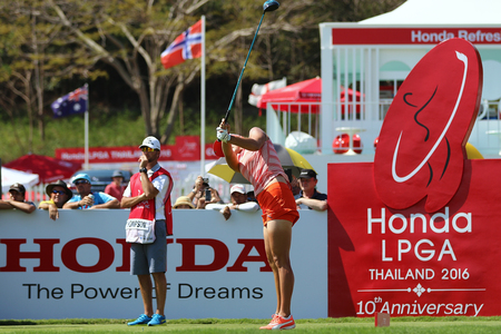 PATTAYA, THAILAND - February 27, 2016: Lexi Thompson of USA plays the shot of the 2016 LPGA Thailand at Siam Country Club in Chonburi.のeditorial素材