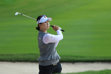 PATTAYA, THAILAND - February 27, 2016: Q Baek of Japan plays the shot of the 2016 LPGA Thailand at Siam Country Club in Chonburi.のeditorial素材