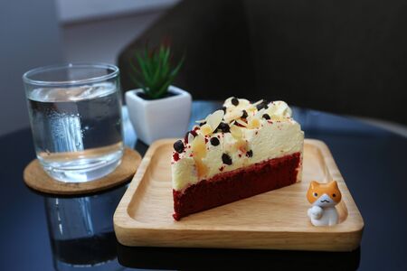 Almond vanilla cake の写真素材