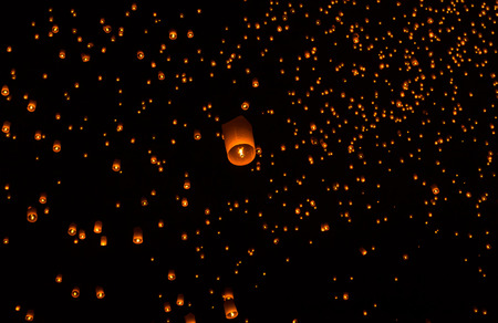 Floating Lantern on Yee Peng festival, thai lanna traditional religion in northern thailand,It seems the stars in the sky の写真素材