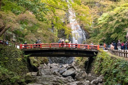 OSAKA, JAPAN -NOVEMBER 07, 2019: tourist Autumn season Red Maple Leaf Fall Foliage at Minoo waterfall in osaka, Japanのeditorial素材
