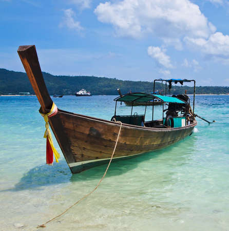 long tail boatのeditorial素材