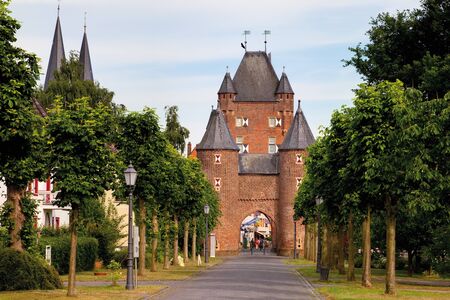 Germany,North Rhine-Westphalia,Xanten,North Wall,The northern city gate of Xanten,the Klever Tor gateのeditorial素材
