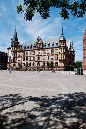 Germany,Hesse,Wiesbaden,View of town hall with city squareのeditorial素材