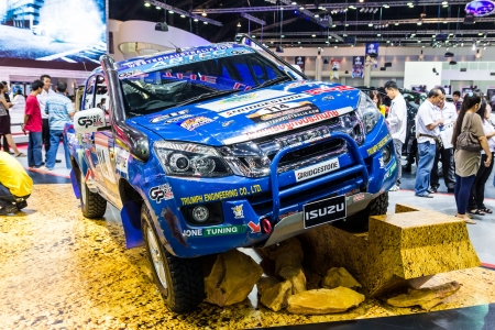 BANGKOK-DEC 03: Isuzu D-Max Vcross 4 wheel drive racing car on Display at Thailand International Motor Expo 2012 ,December 03 in Bangkok, Thailandのeditorial素材