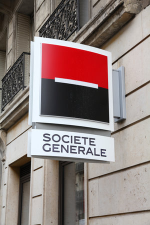 PARIS - JULY 20: Societe Generale branch on July 20, 2011 in Paris, France. Societe Generale is the 13th largest bank in Europe with net profit $1.3bn USD for Q1 2011.のeditorial素材