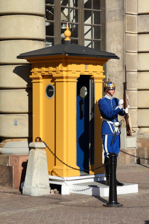 STOCKHOLM - MAY 30: Royal Guard on May 30, 2010 in Stockholm, Sweden. Famous change of guard gathers thousands of tourists.のeditorial素材