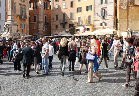 ROME - APRIL 8: Tourists visit Piazza della Rotonda on April 8, 2012 in Rome. According to Euromonitor, Rome is the 3rd most visited city in Europe (5.5m international tourist arrivals 2009)のeditorial素材