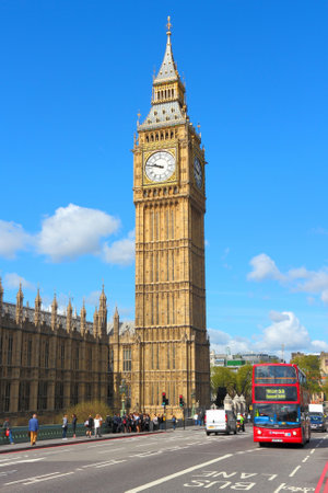LONDON - MAY 16: People walk past Big Ben on May 16, 2012 in London. With more than 14 million international arrivals in 2009, London is the most visited city in the world (Euromonitor).のeditorial素材