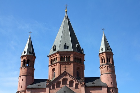 Mainz - town in Rhineland-Palatinate region of Germany. Romanesque cathedral church.の写真素材