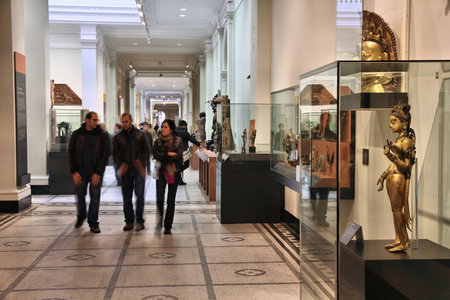 LONDON - MAY 14: Visitors admire art of India at Victoria and Albert Museum on May 14, 2012 in London. With more than 2.2 million annual visitors (2009) it is the 7th most visited museum in the UK.のeditorial素材