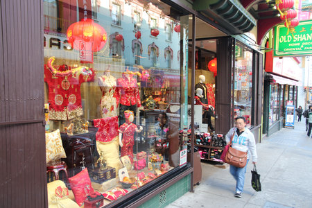 SAN FRANCISCO, USA - APRIL 9, 2014: People visit Chinatown in San Francisco, USA. San Francisco Chinatown is the largest Chinese community outside Asia (100,000 people).のeditorial素材