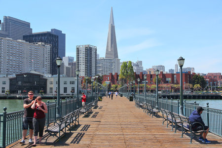 SAN FRANCISCO, USA - APRIL 8, 2014: People visit pier in San Francisco, USA. San Francisco is the 4th most populous city in California (837,442 people in 2013).のeditorial素材