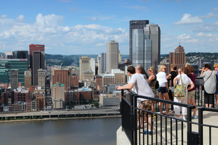PITTSBURGH, USA - JUNE 29, 2013: People visit skyline overlook in Pittsburgh. With a population of 306,211 it is the 2nd largest city in the U.S. state of Pennsylvania.のeditorial素材