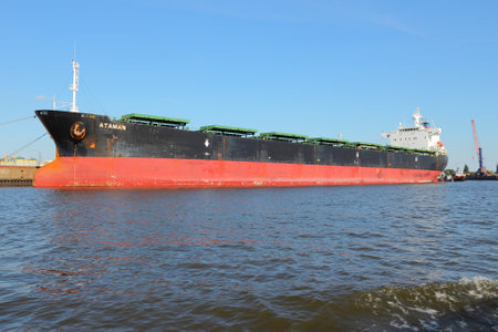 HAMBURG, GERMANY - AUGUST 28, 2014: Ataman bulk carrier is loaded in Port of Hamburg. Ataman was constructed by Samsung Heavy Industries in 2001.のeditorial素材
