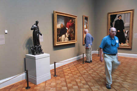CHICAGO, USA - JUNE 28, 2013: Visitors admire art at famous Art Institute of Chicago. It is the 2nd largest art museum in the US with 1 million square feet of area.のeditorial素材