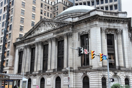 CLEVELAND, USA - JUNE 29, 2013: Cleveland Trust Company Building exterior view. The building is in the National Register of Historic Places since 1973.のeditorial素材