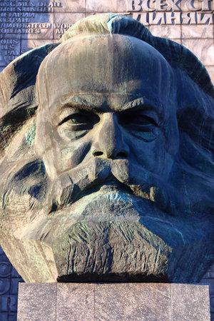 CHEMNITZ, GERMANY - MAY 8, 2018: Karl Marx monument in Chemnitz, Germany. The monument is locally known as Nischel. It was designed by Lev Kerbel.のeditorial素材