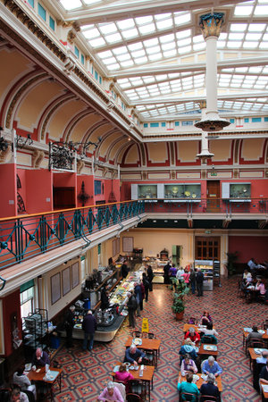 BIRMINGHAM, UK - APRIL 24, 2013: Unidentified people visit public Museum and Art Gallery in Birmingham. With 856 thousand annual visitors it is the 16th most visited museum in the UK.のeditorial素材