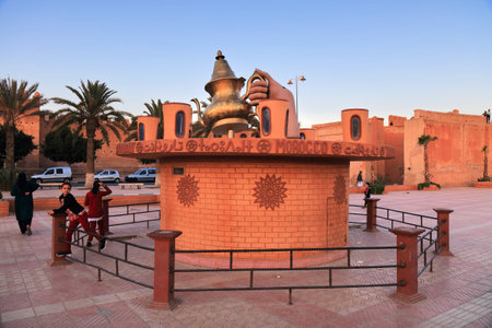 TAROUDANT, MOROCCO - FEBRUARY 16, 2022: Large teapot and tea cups monument in Taroudant, Morocco. The city is the capital of Taroudant Province in Sous-Massa region.のeditorial素材