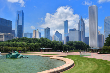 CHICAGO, USA - JUNE 27, 2013: People visit Chicago's Buckingham Fountain. Chicago is the 3rd most populous US city with 2.7 million residents (8.7 million in its urban area).のeditorial素材