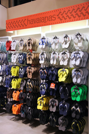 BUZIOS, BRAZIL - OCTOBER 16, 2014: Havaianas brand flip flop store in Buzios, state of Rio de Janeiro in Brazil.のeditorial素材