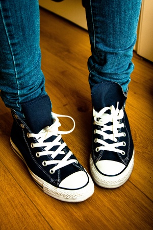 Legs in blue shoesの写真素材