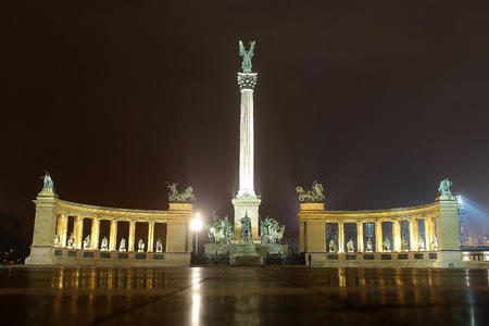 BUDAPEST - DECEMBER 12, 2012: Front view on Heroes' Square monument illuminated in evening, one of the major squares in Budapest, Hungaryのeditorial素材